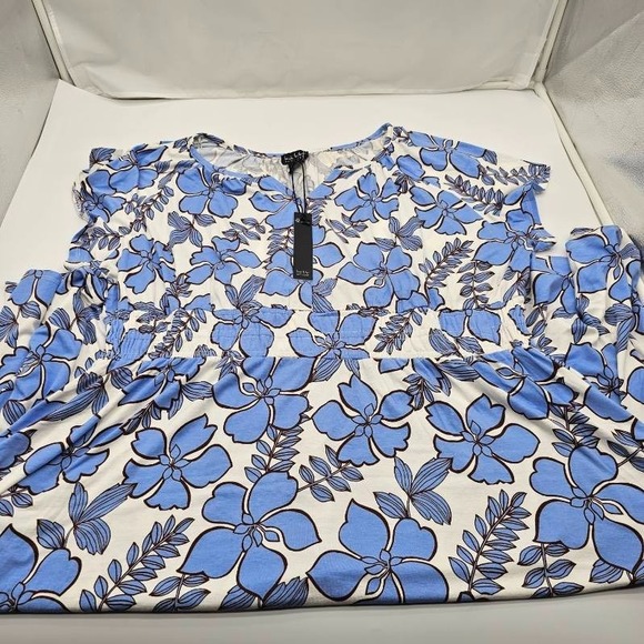 New Nicole Miller Women's Plus Size 1X  Knit Stretch Dress Floral Elastic  NWT - Picture 1 of 6